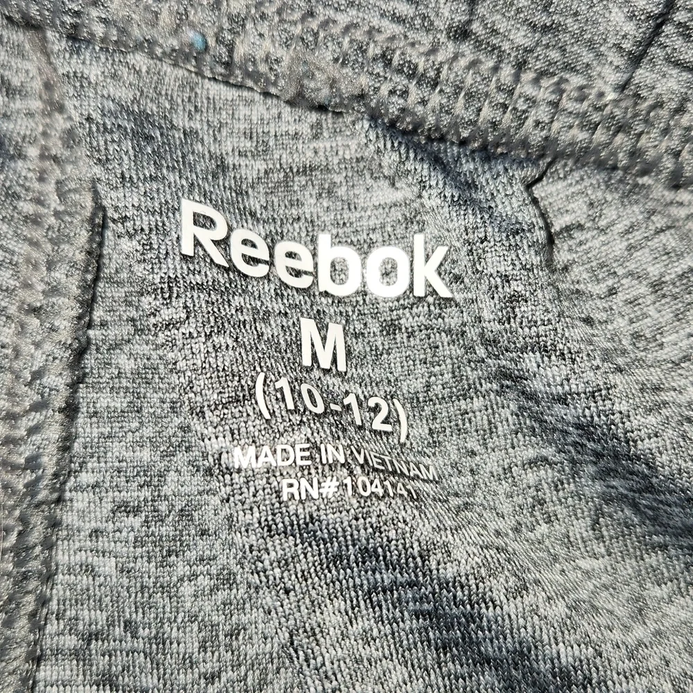 Reebok Joggers Gray Dri Fit  Size 10-12 Medium
